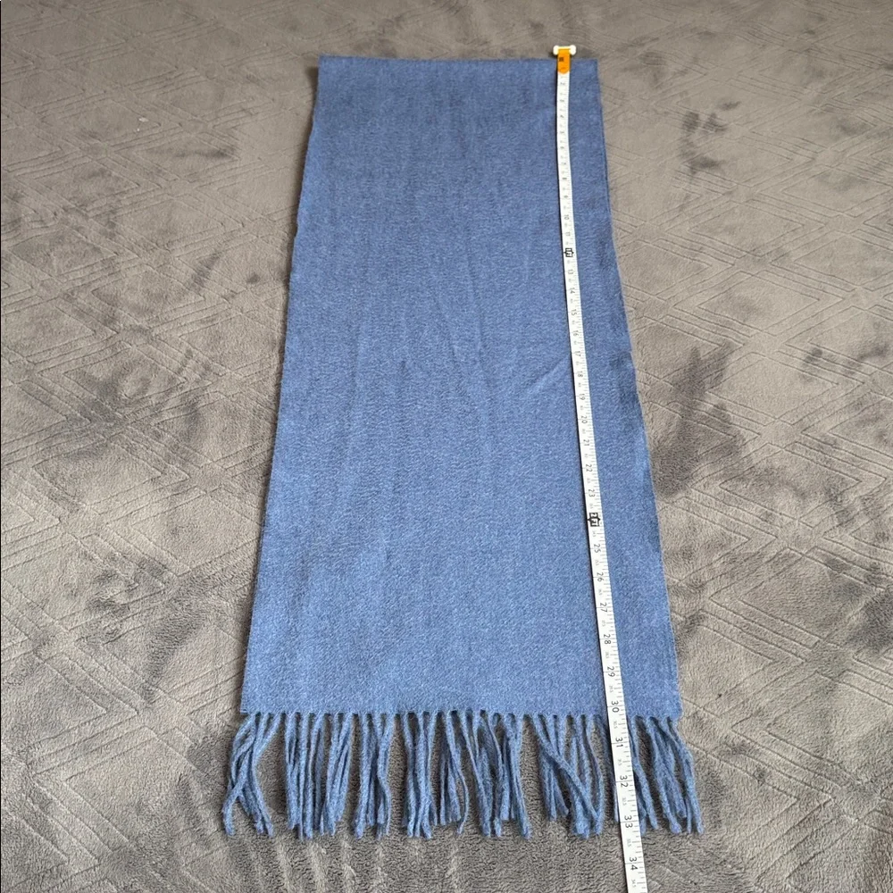 NWT Bloomingdale’s Cashmere Fringe Trim Scarf Mystical Blue Heather